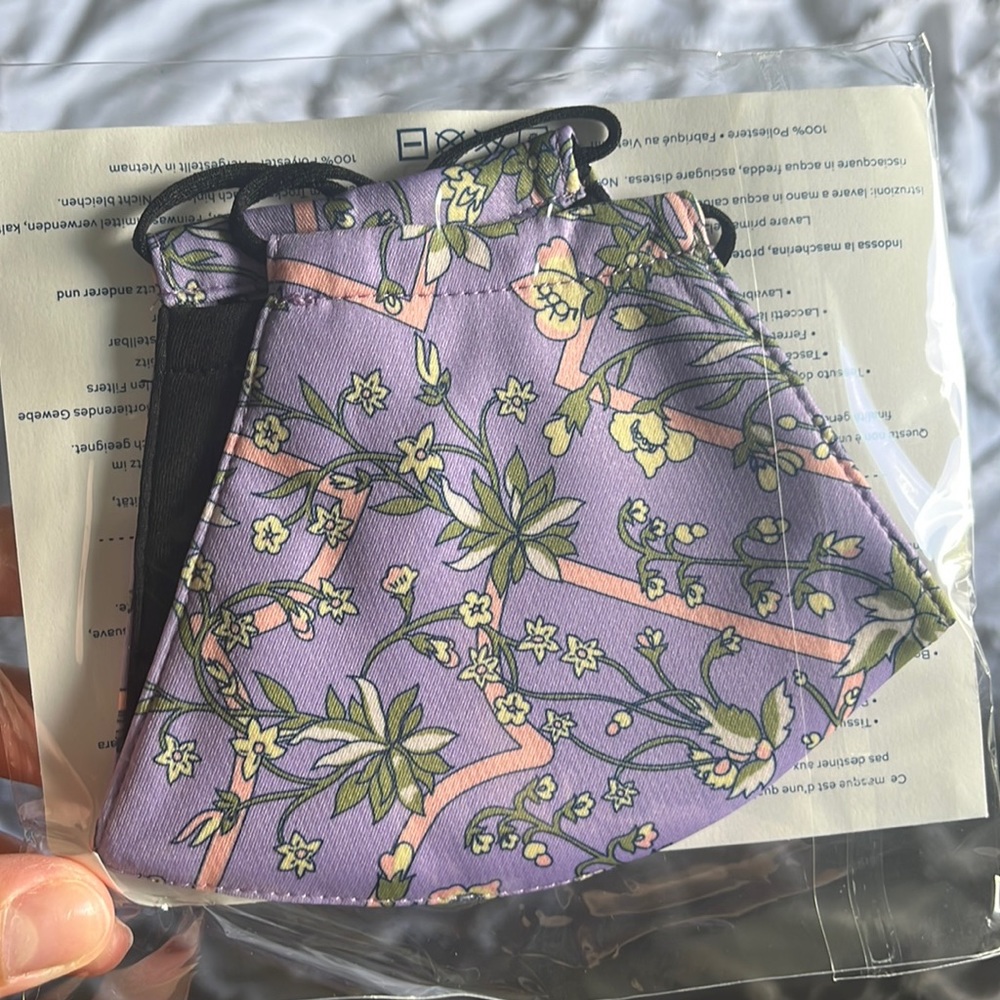 NWT Tory Burch Face Mask